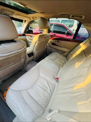 Lexus LS430
